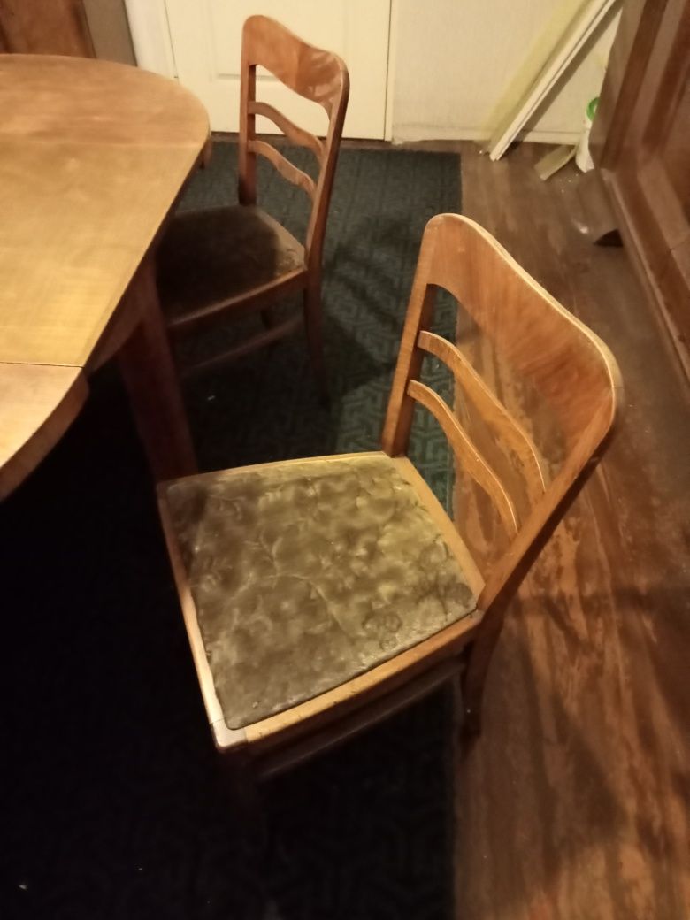 Stół z krzesłami lata 20