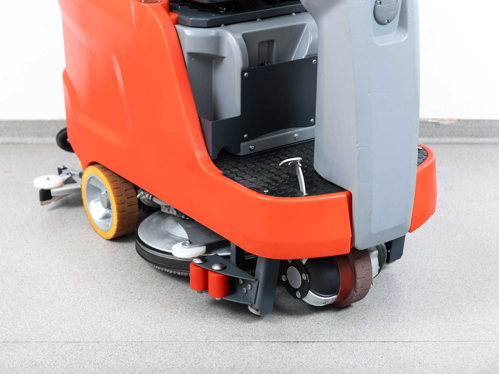 Szorowarka Hako Scrubmaster B75 R NOWE BATERIE 2021r 1697h 20000 netto
