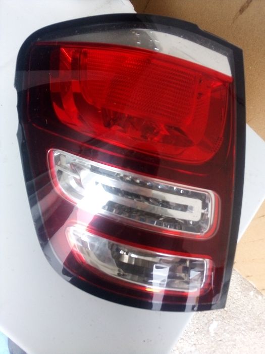 Farol traseiro esquerdo Citroën C3