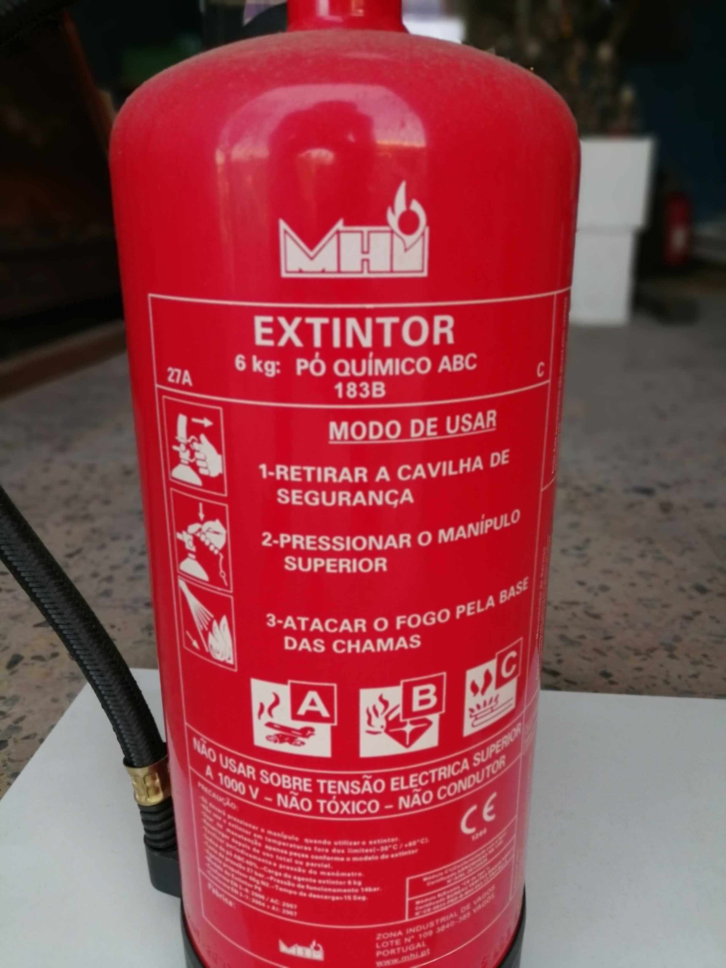 Extintor de dióxido de carbono 2 Kg