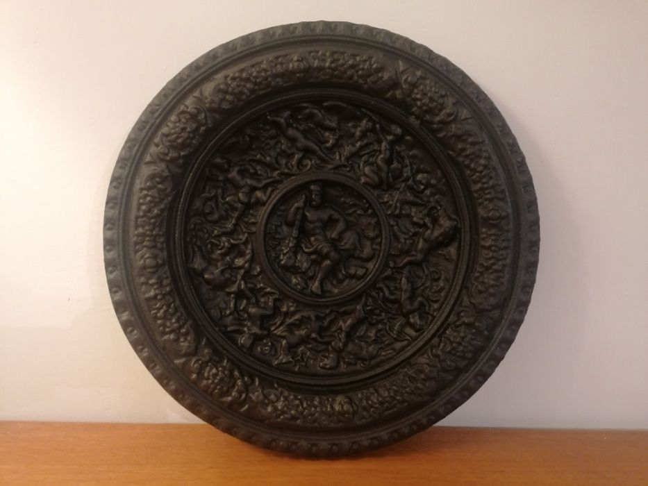 Stary masywny talerz odlew żeliwny