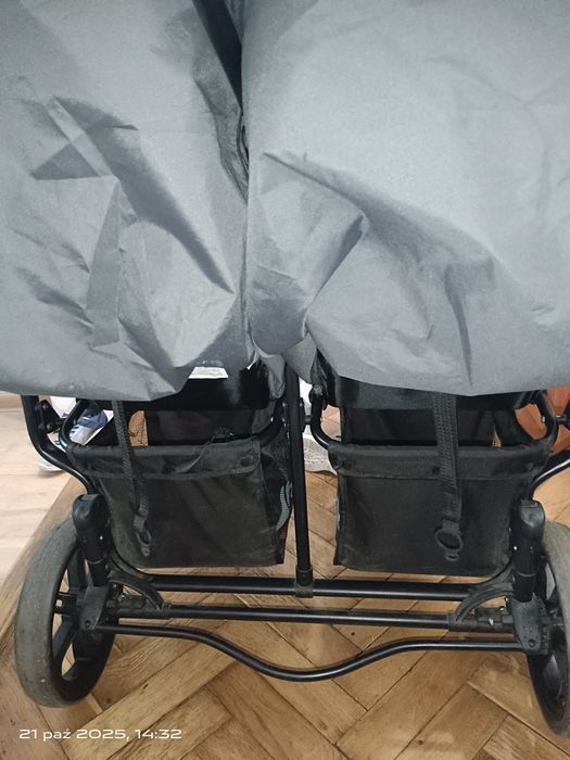 Wózek spacerowy dla bliźniąt lub rok po roku