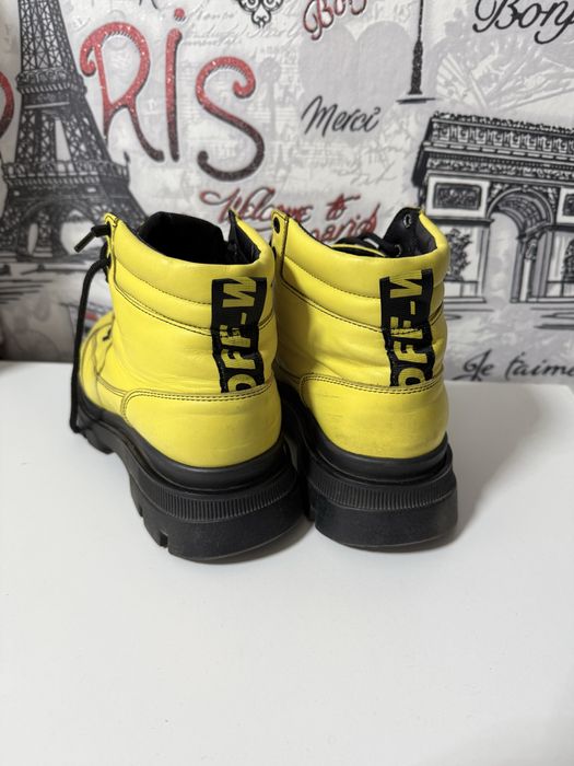 Жовті шкіряні теплі черевики