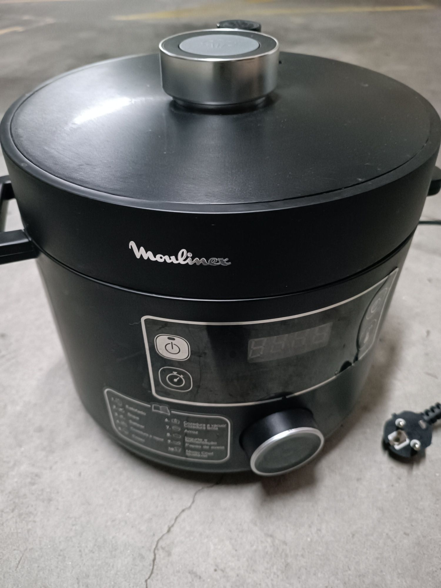 Robot de cozinha Moulinex com pouco uso