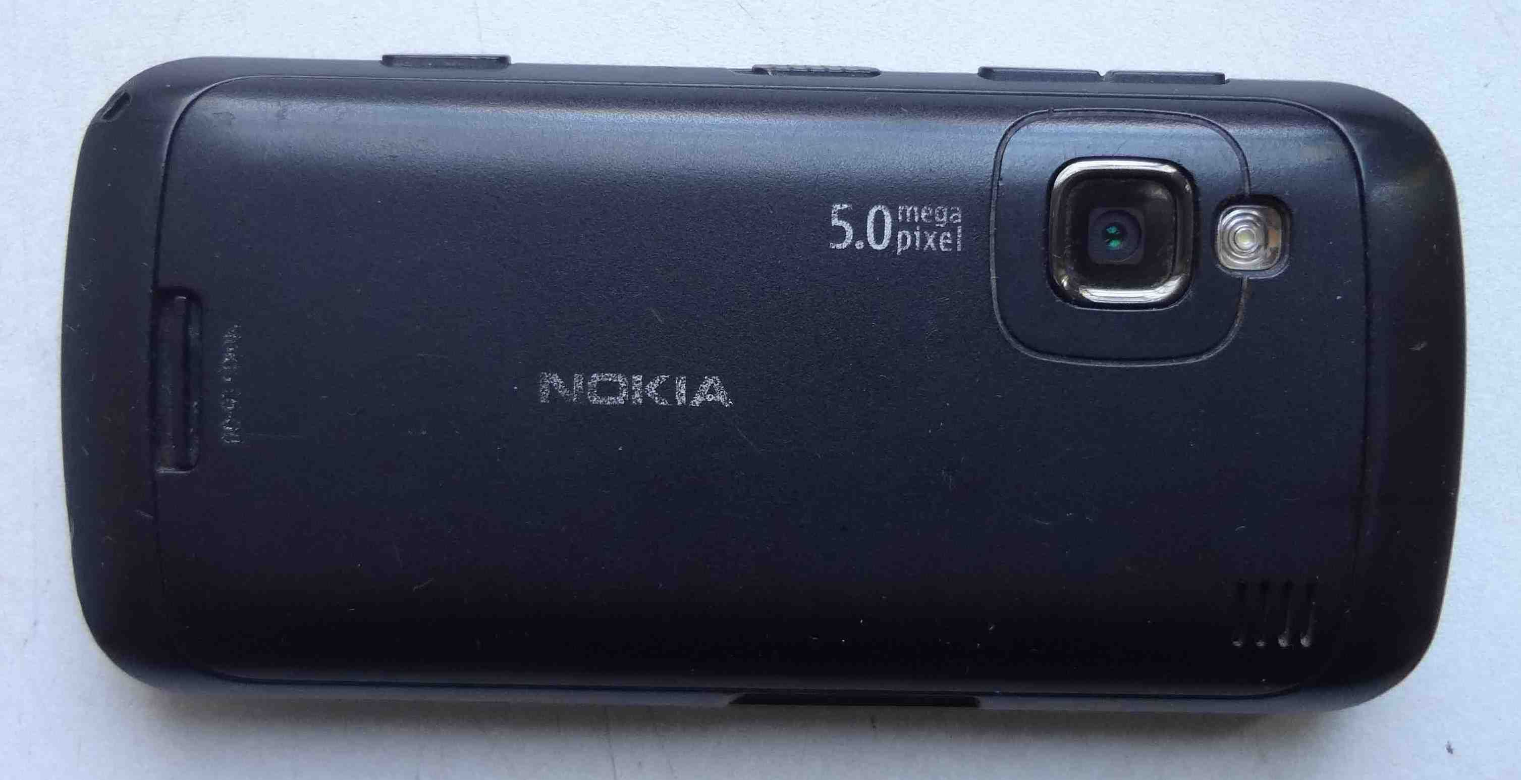 Смартфон Nokia C6-00, рабочий