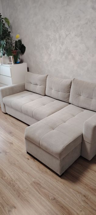 Narożnik kanapa z funkcją spania + 3 krzesla