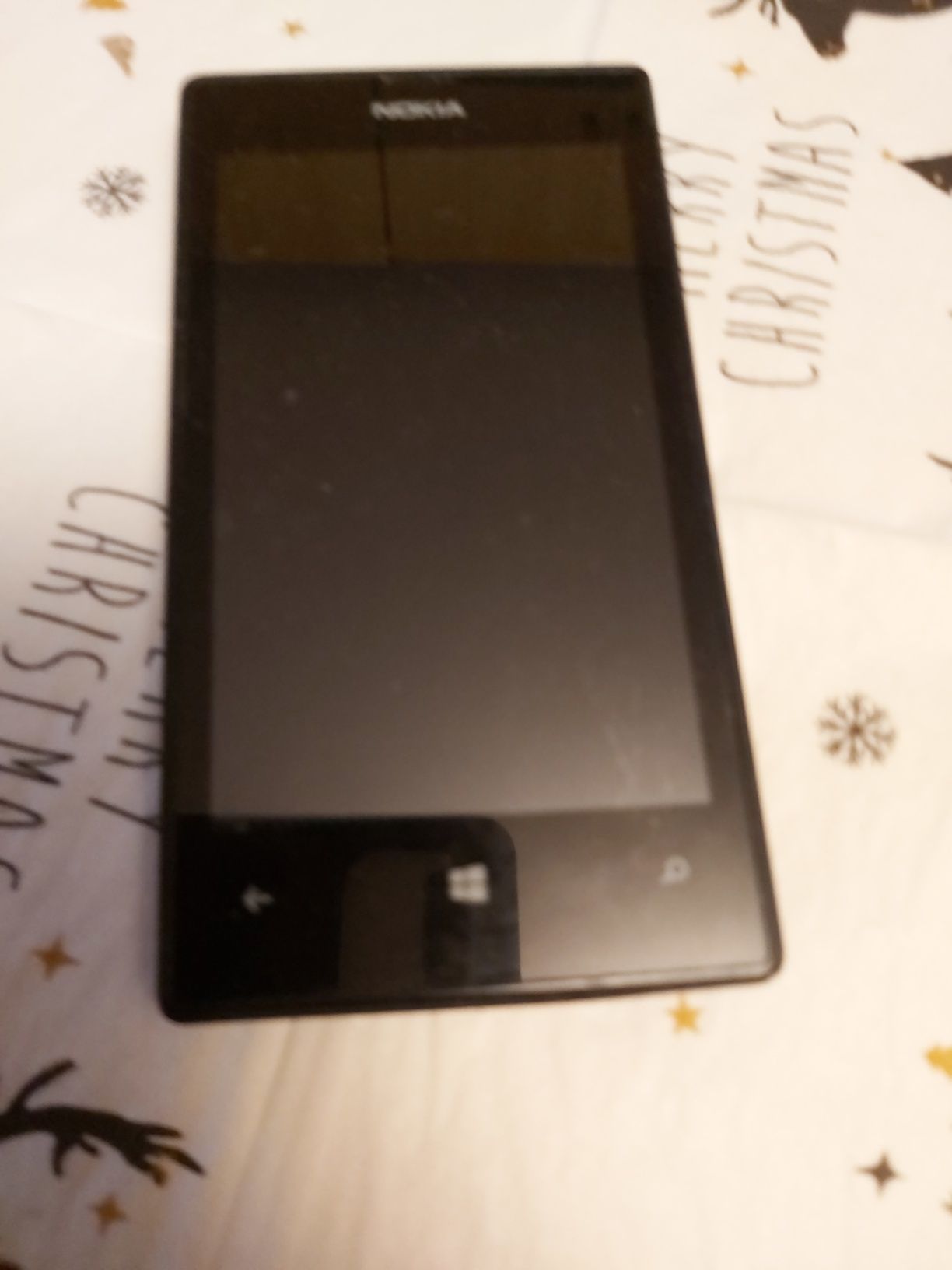 Sprzedam telefon Nokia Lumia 520 + gratis.
