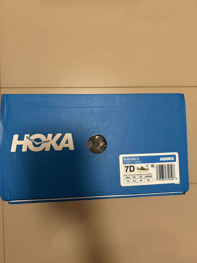 Кросівки Hoka One One Bondi 9