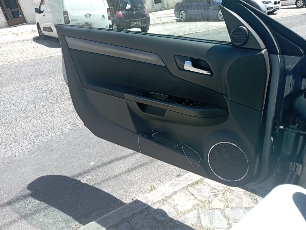Vendo conversível roadster