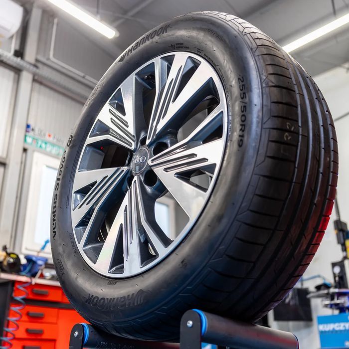 NOWE Oryginalne Koła Audi 19" A3 A4 A6 A8 Q2 Q3 Q4 TT