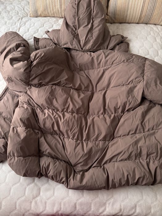 Зимовмй пуховик Estro