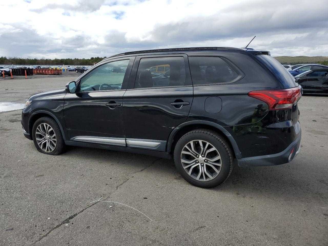 Mitsubishi Outlander 2016