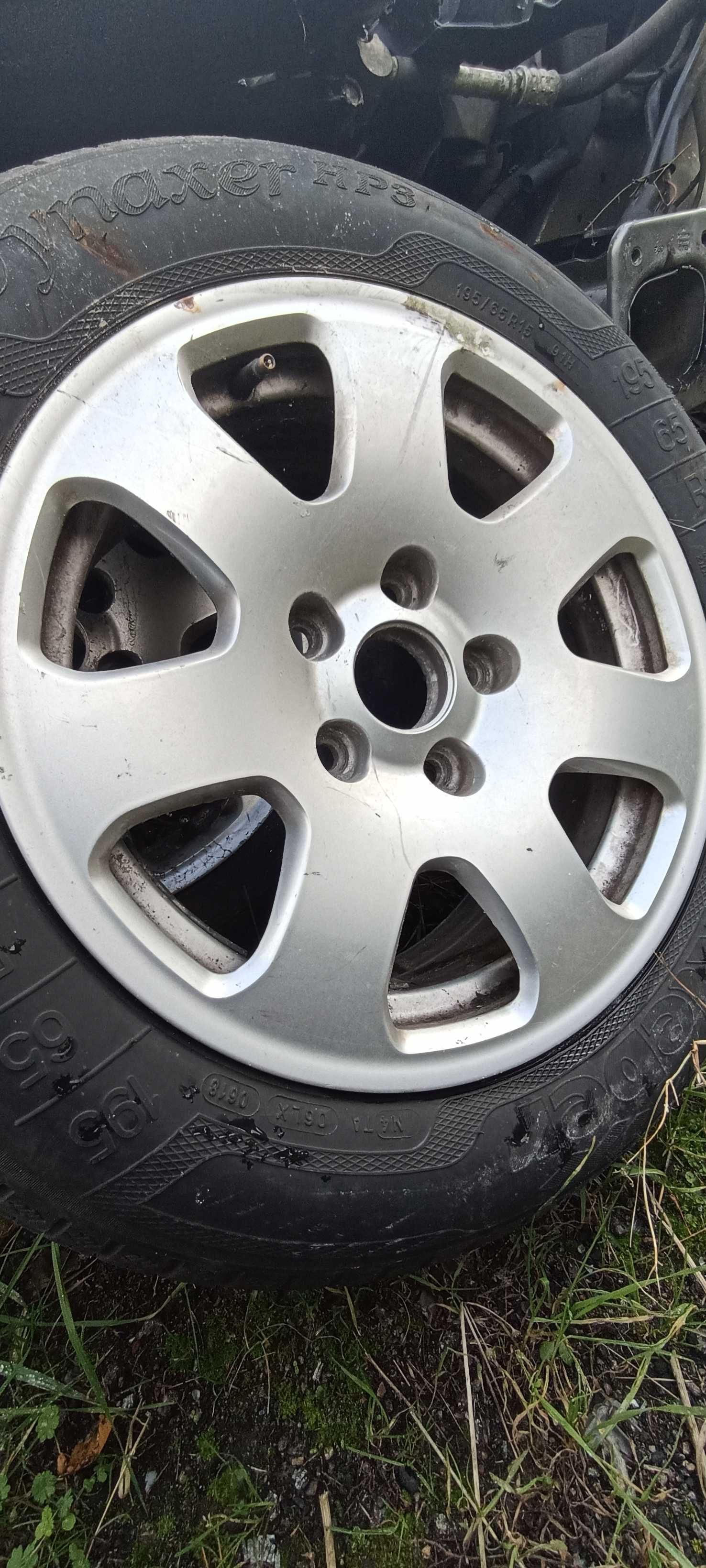 alufelga felga koło  opona 5x112 et39 7Jx15h2 opona 195/65r15 audi