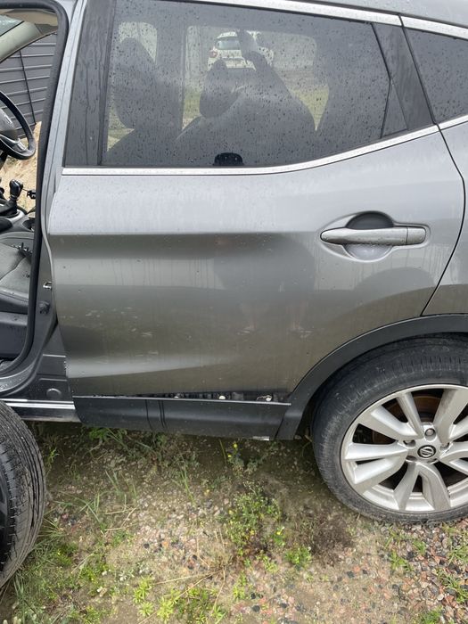 Qashqai j10 j11 juke xtrail двері