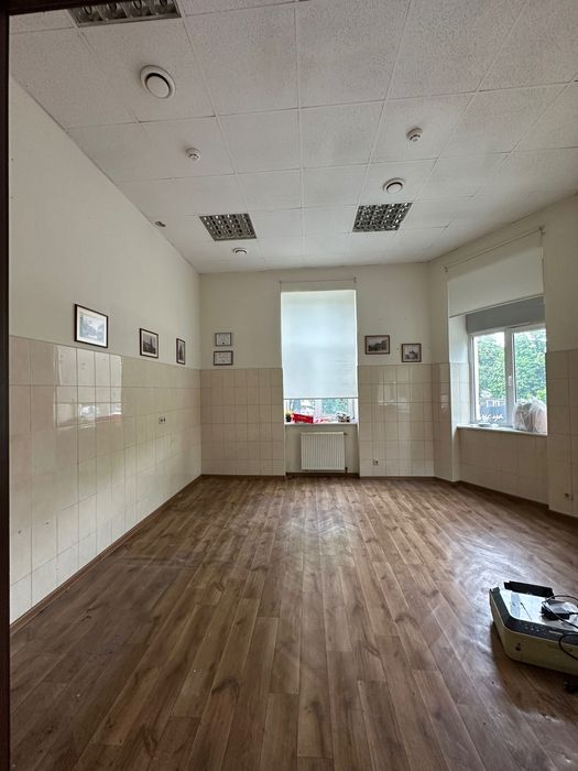 Оренда приміщення пл.Різні