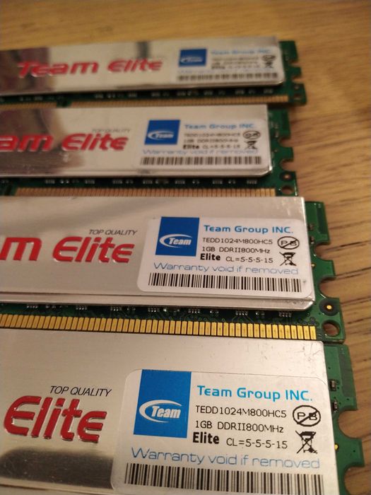 Ram ddr2 800mhz com clock muito bom