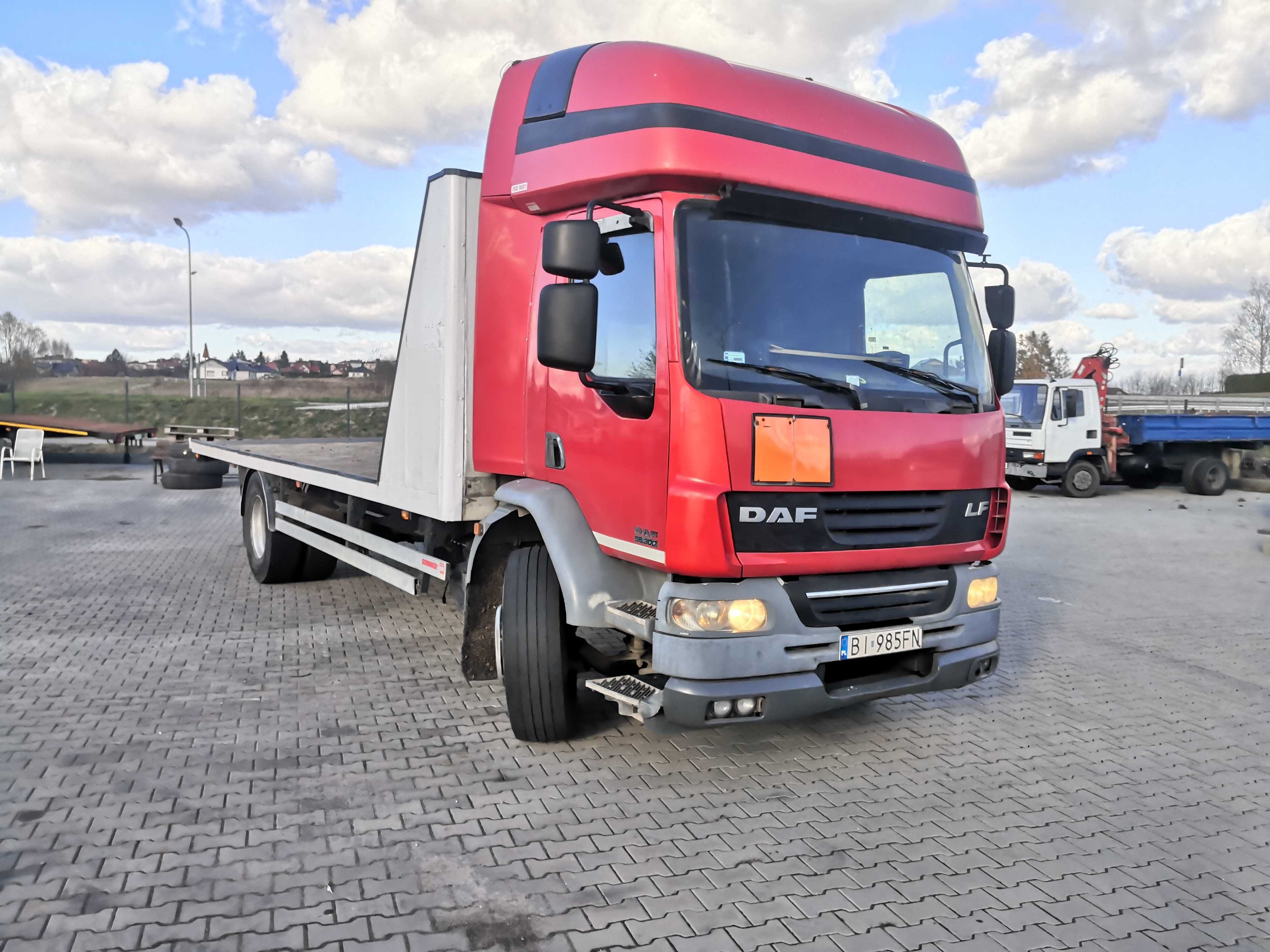 autolaweta DAF FA LF55 300G18 ŁAD 10T pomoc drogowa laweta