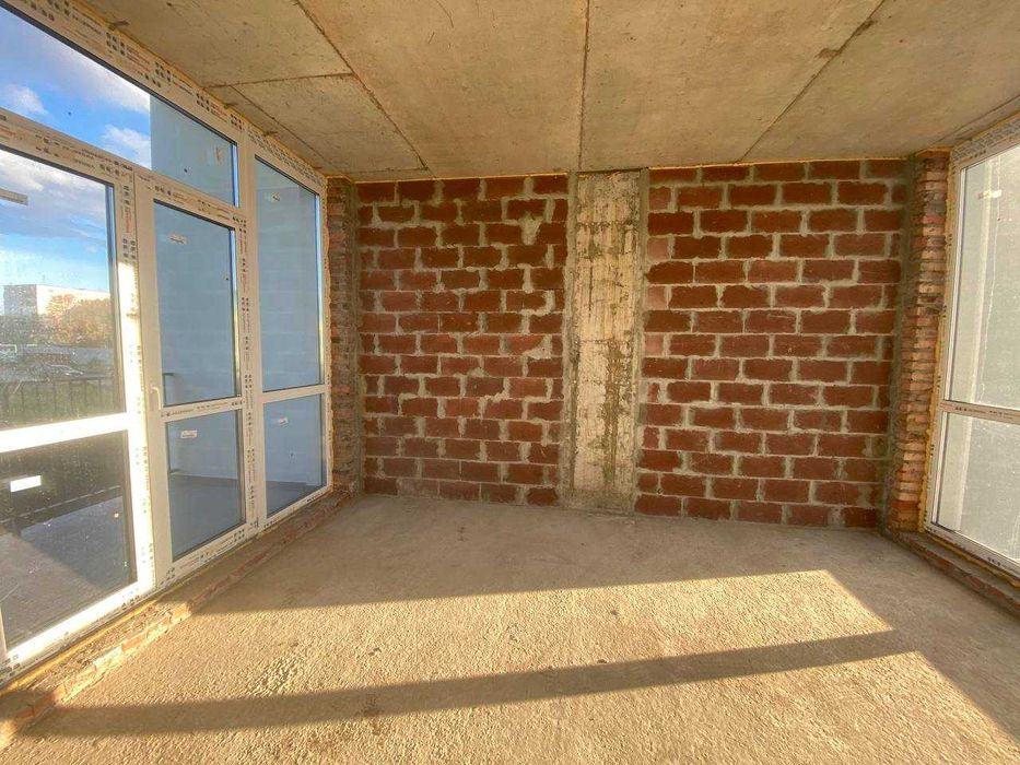 Продаж таунхаусу з надзвичайно красивим плануванням 67 000$