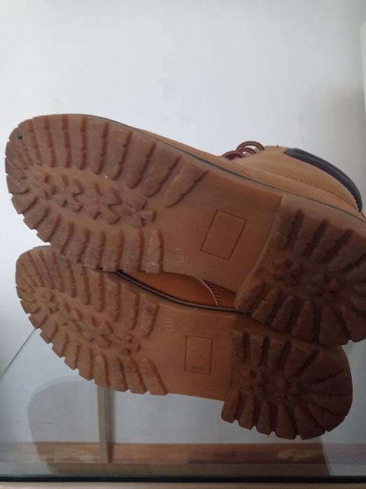 Чоботи зі штучного нубука