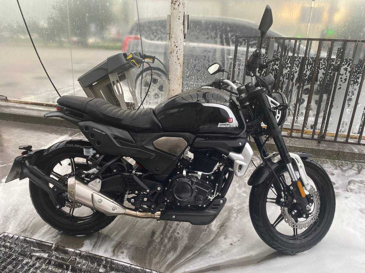 Loncin LX-250-12C AC4 - мотоцикл лонсін чоппер, класичний, кафе рейсер