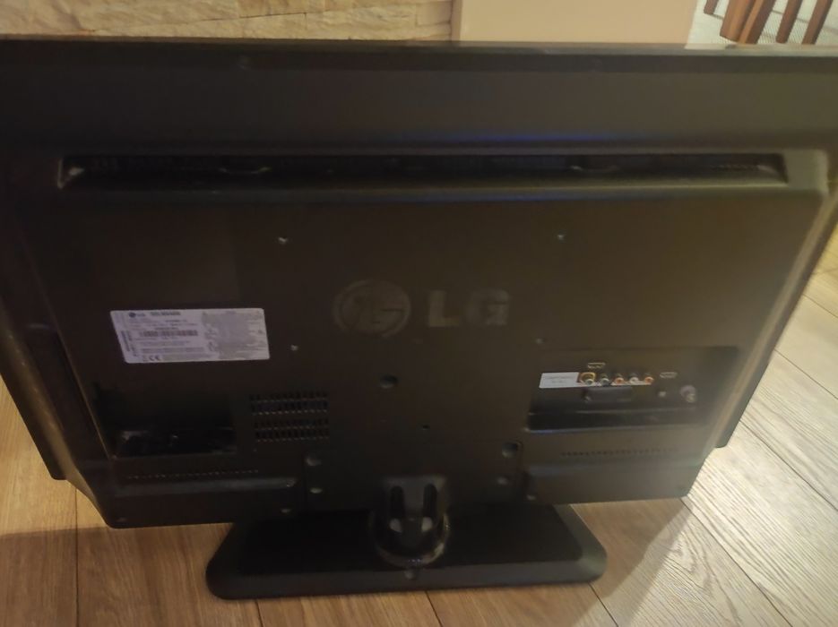Telewizor LG   32 cale