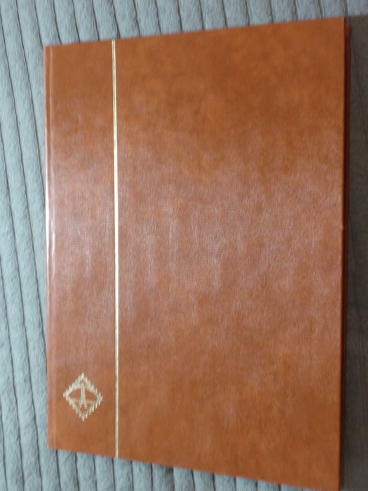 альбом с марками спорт