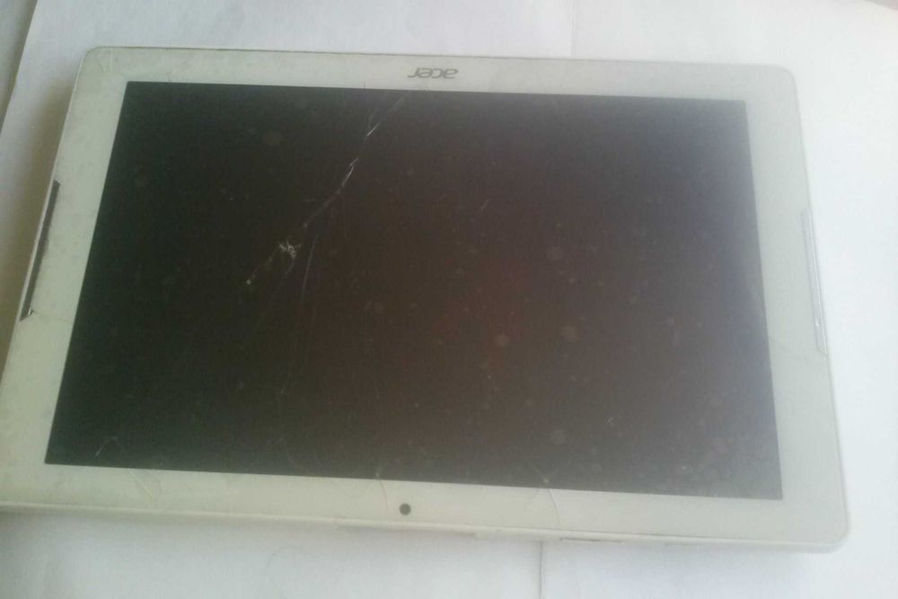 планшет ACER : 10,1" model A6003 тріщина на склі