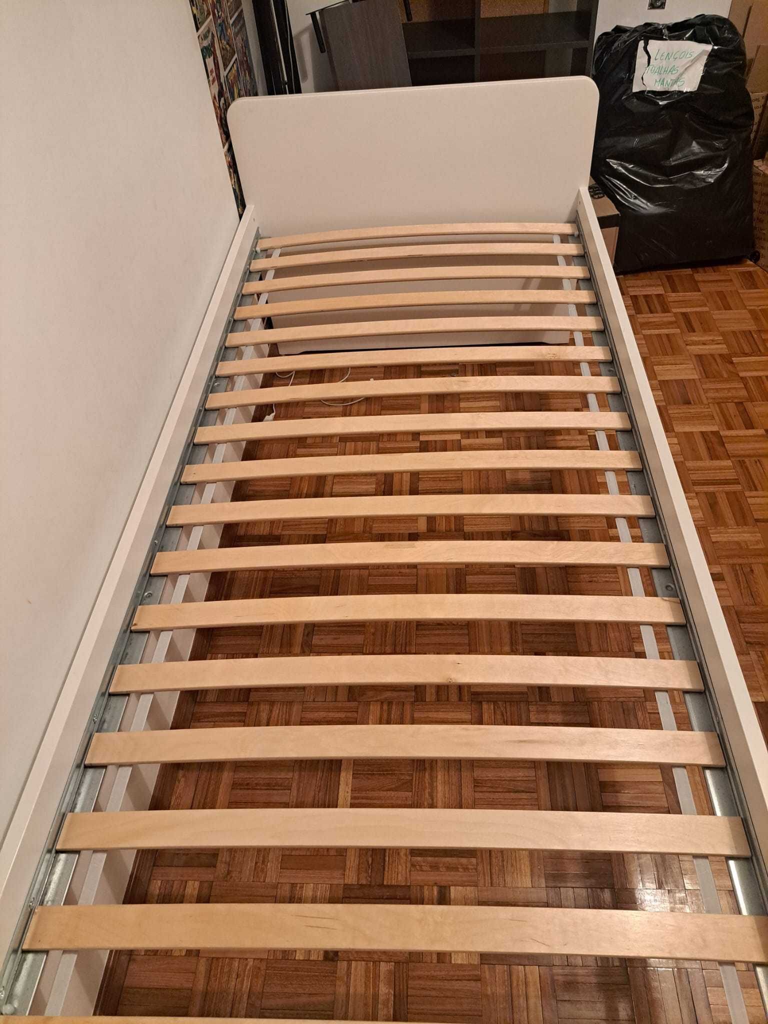 2 camas com estrado 90x200cm e 2 mesas cabeceira - como novas