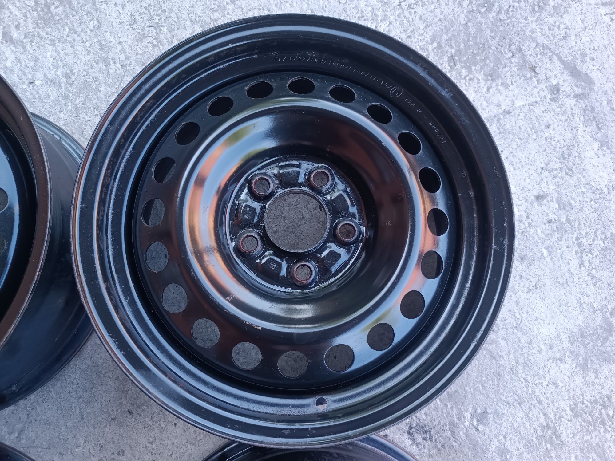 Металеві диски 5 114,3 R16 KIA