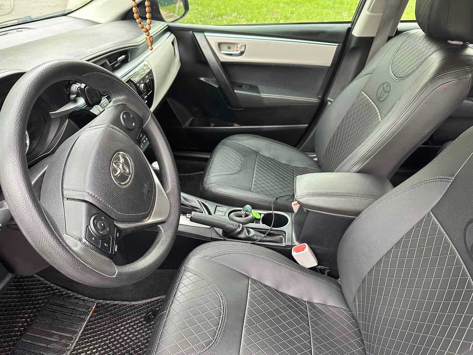 Toyota Corolla 2015