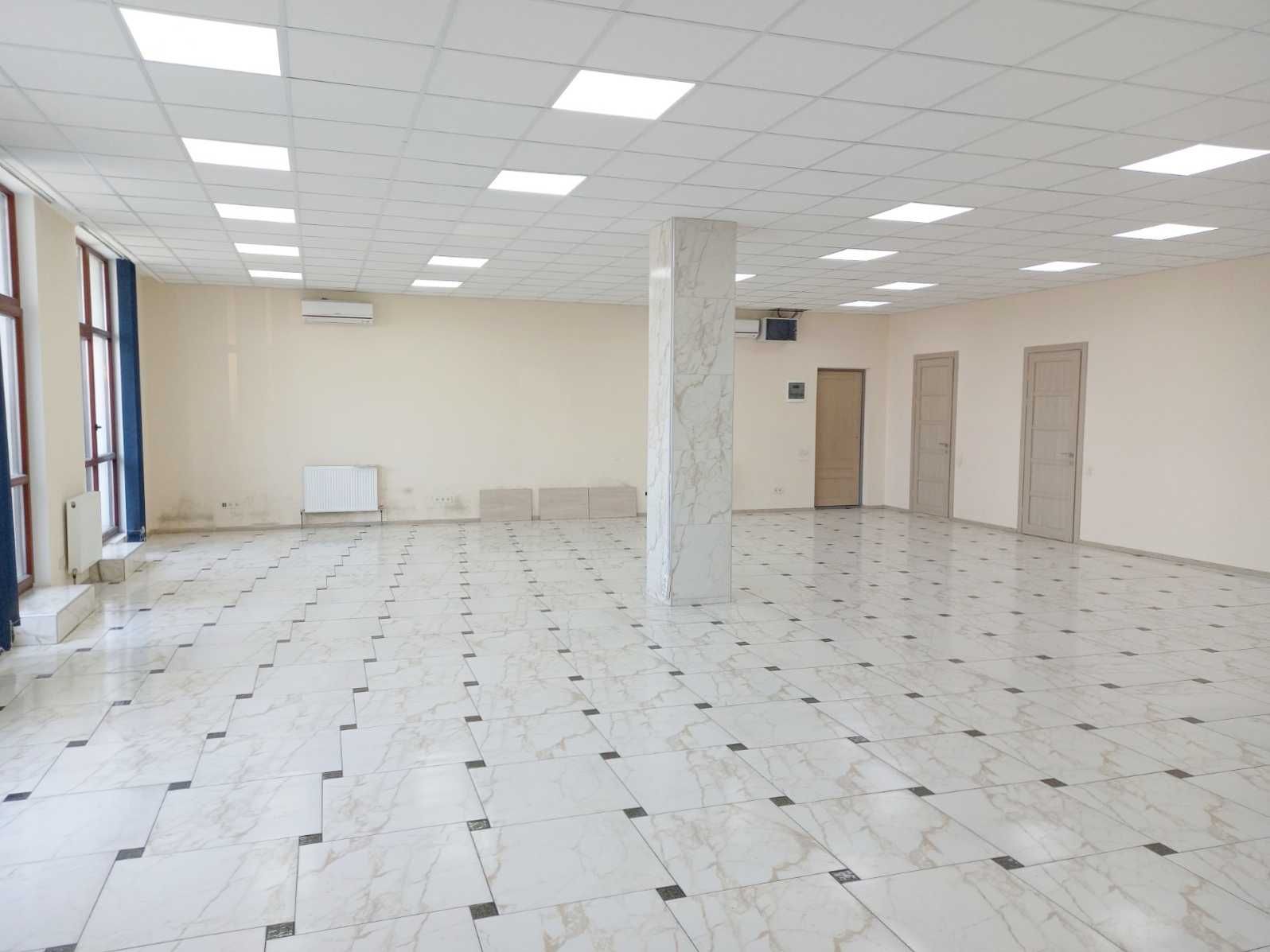 Продам 182 м2 в самом центре города. Новый дом. Сдается как офис.