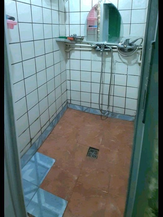 Сдам Терешковой / Космонавтов комнату в коммуне