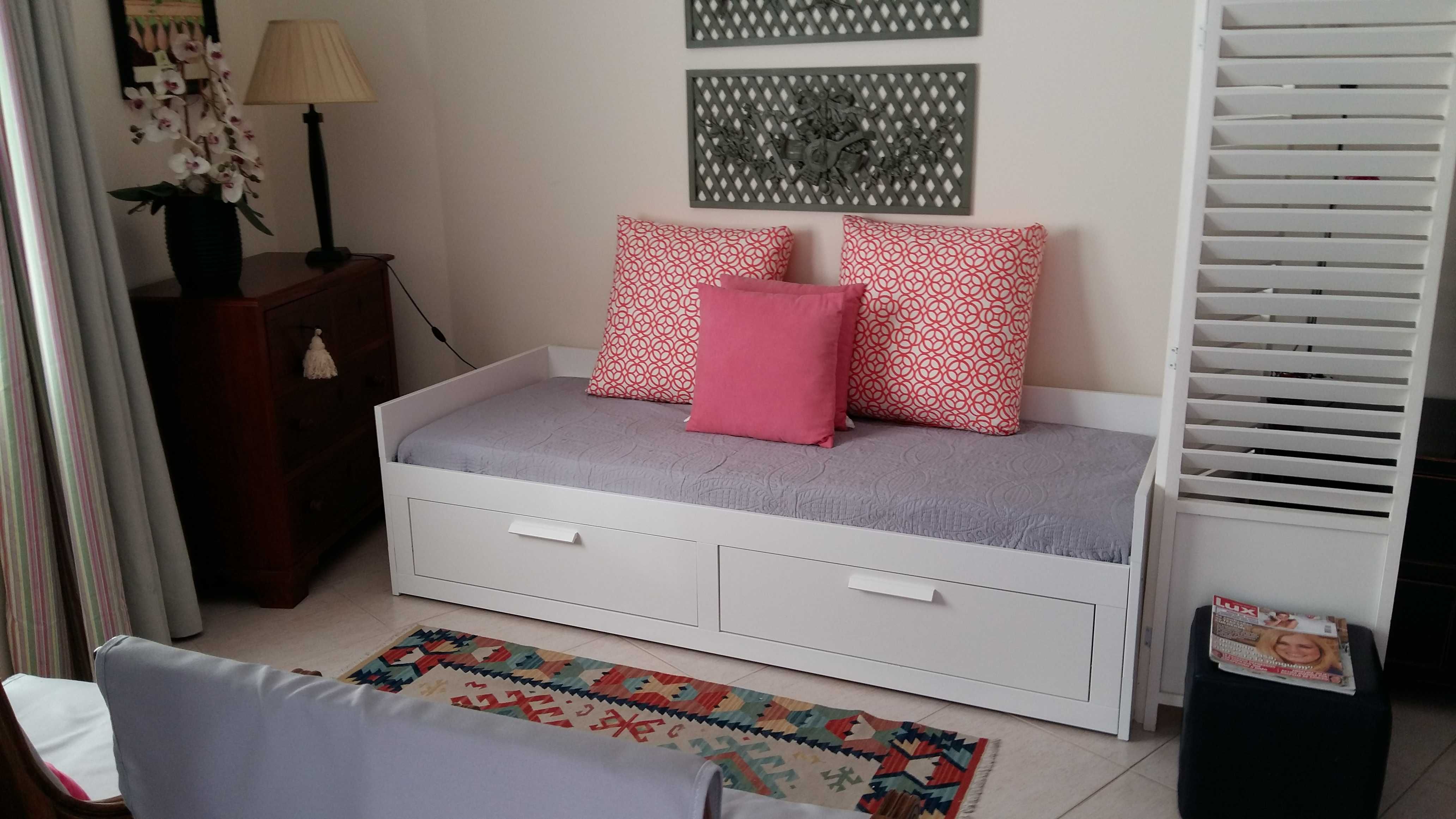 Alvor, T1, To, com piscinas e jardim, a partir de 30 Agosto.
