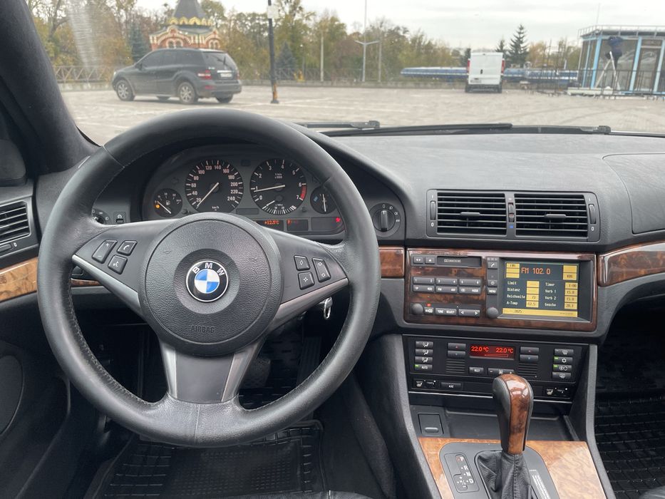 BMW e39 523i автомат БМВ е39