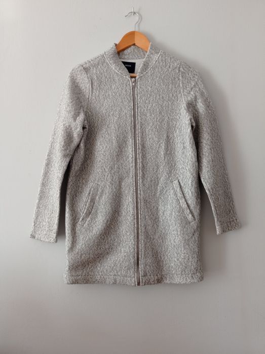 Szary dłuższy rozpinany sweter S