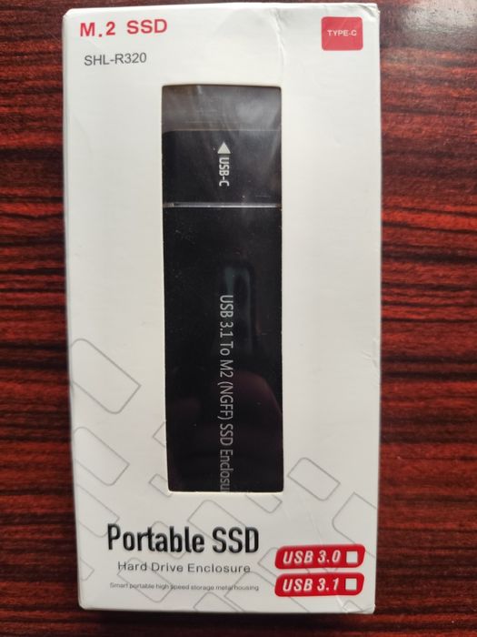 Adapter w obudowie 2w1 M.2 NVMe PCIe i M.2 SATA do USB-C 3.1