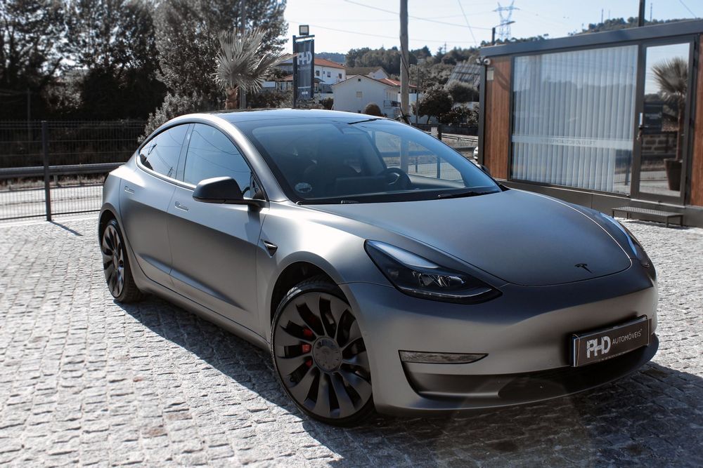 Tesla Model 3 Performance Tração Integral