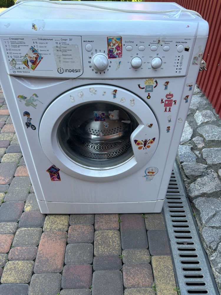 Продам стиральную машинку