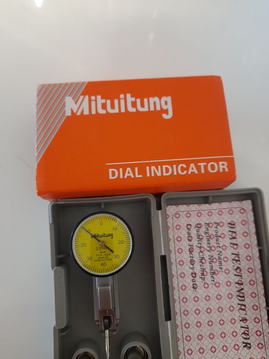 Czujnik dźwigniowo-zebaty