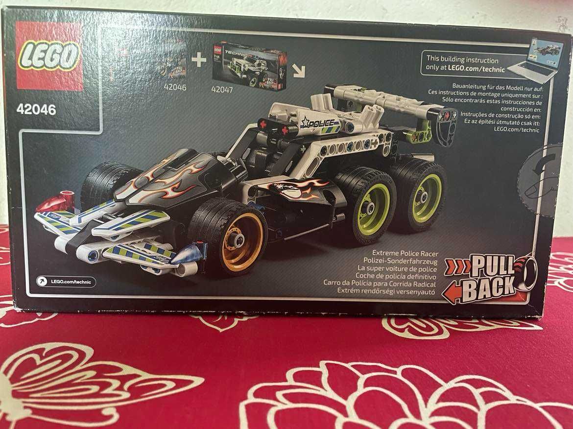 LEGO TECHNIC Getaway Racer (42046)