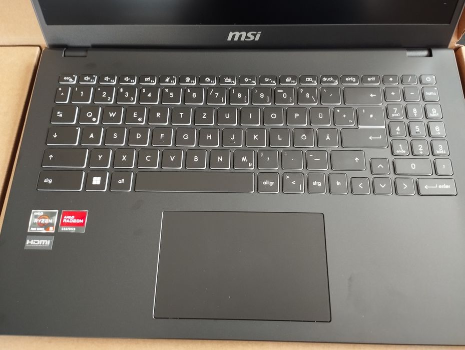 Laptop MSI Modern 15,6 AMD Ryzen 5 7530U 16GB 512GB SSD NOWY B7M-284