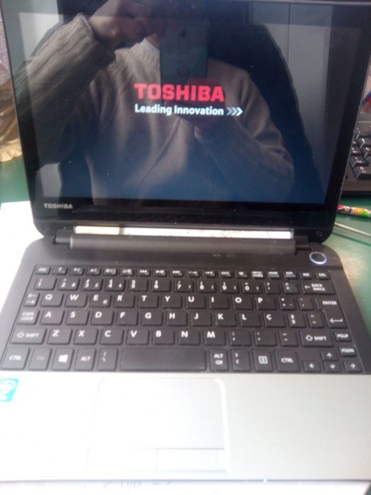 Toshiba nb10t-a-101