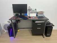 Secretaria preta