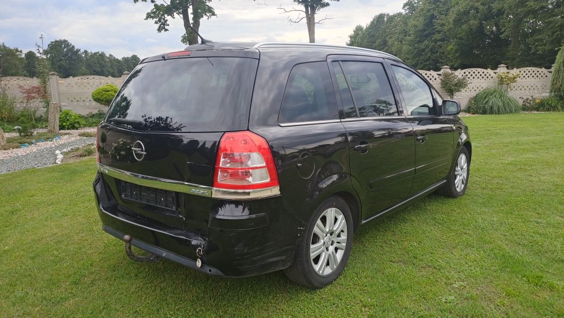 Opel Zafira Cosmo bi-xenon Panorama skóra