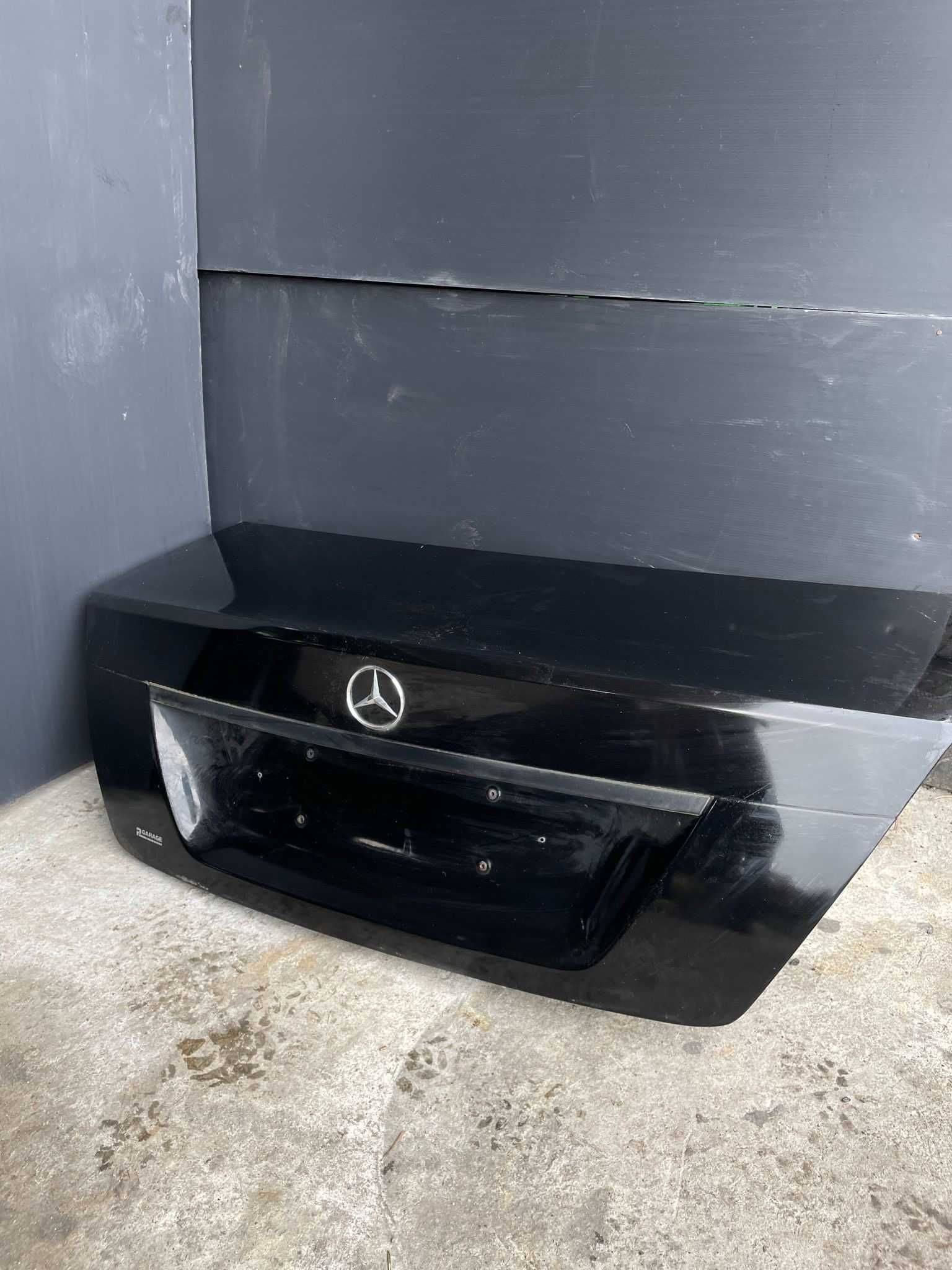 Porta malas Mercedes C220 W204