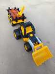 Traktor z przyczepą i drewnem – 130 cm – zabawka dla dzieci