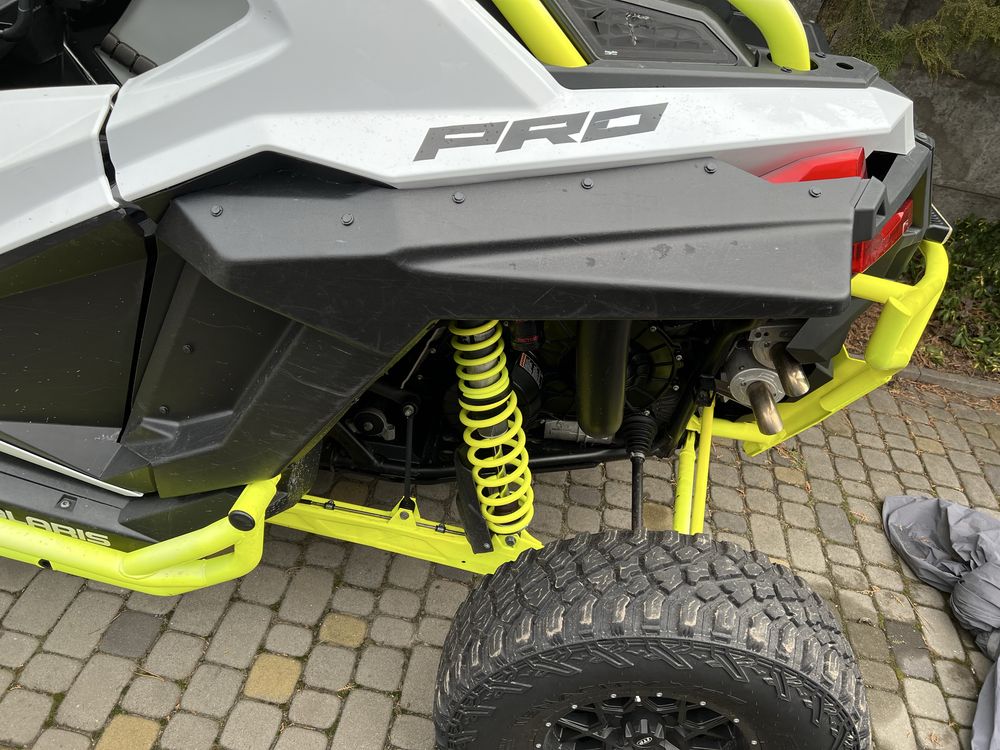Polaris RZR PRO 1000