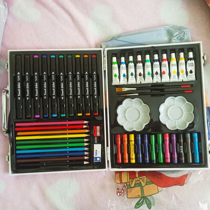 Набір в кейсі для малювання та творчості + Подарок!