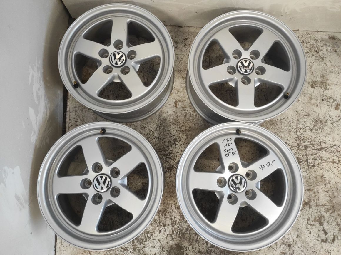 135 Felgi aluminiowe VOLKSWAGEN R 16 5x112 Bardzo Ładne