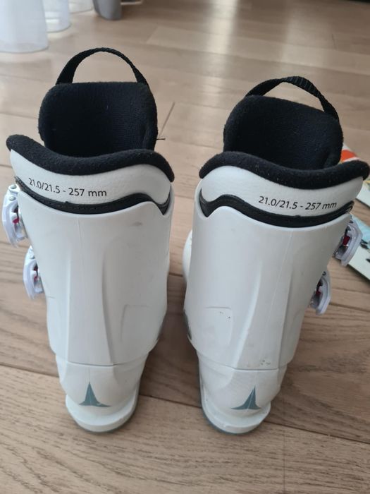 Buty Narciarskie Atomic biale 21-21,5 czyli r.33-34